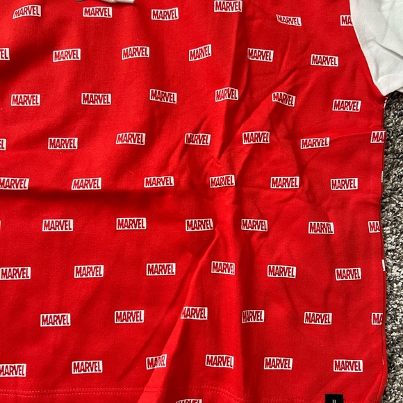 Marvel Repeat Logo Lounge Set - Picture 8 of 10